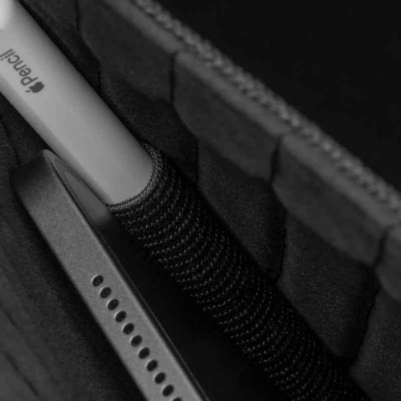 Native Union Stow Slim Sleeve for iPad Pro 11" / iPad Air - Slate